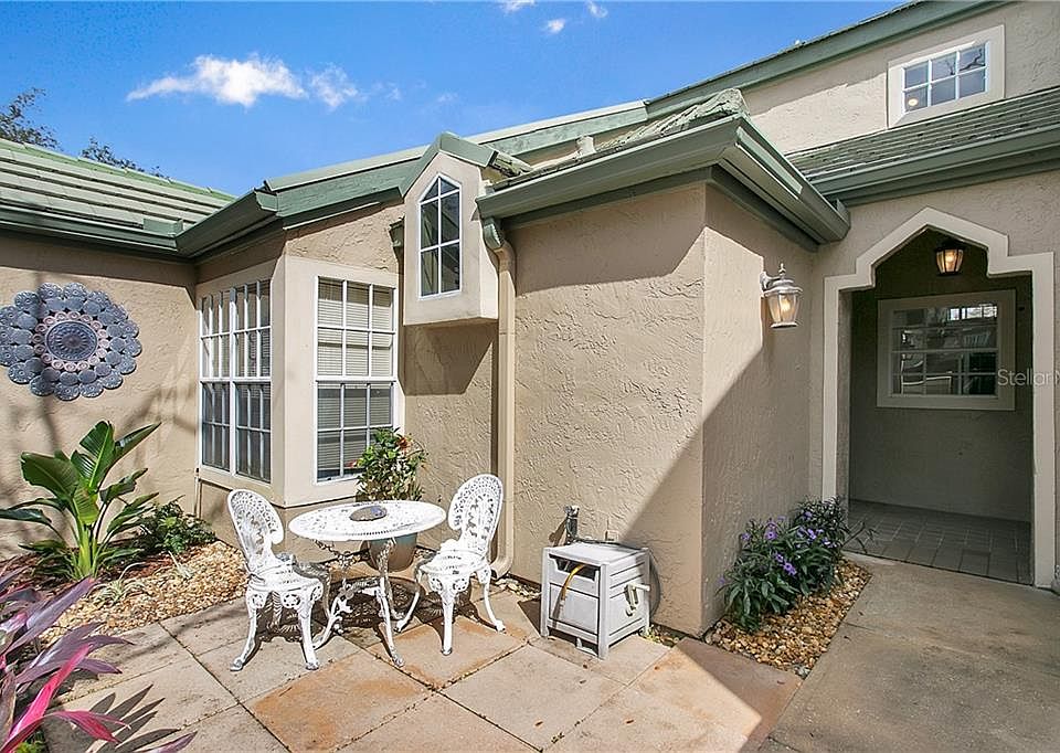 1st image of 1560 Farrindon Cir