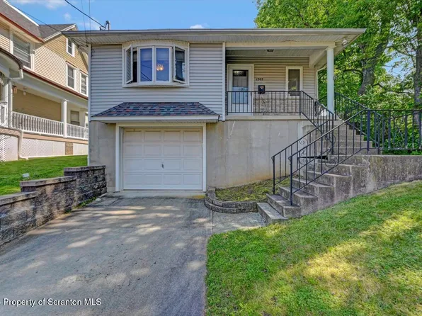 1307 Grandview St, Dunmore, PA 18509