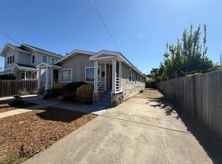 2114 Curtis St, Oakland, CA 94607
