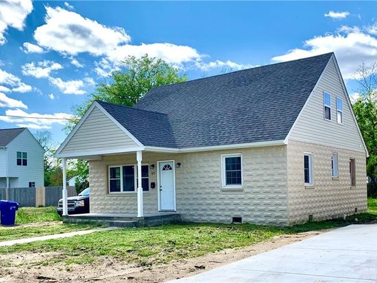 415 Linden Ave Suffolk Va 23434 Mls 10372606 Zillow