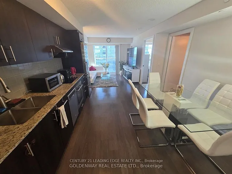 255 Village Green Sq #1401 — Photo 3