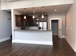 316 Dorney Plz #B, Findlay, OH 45840