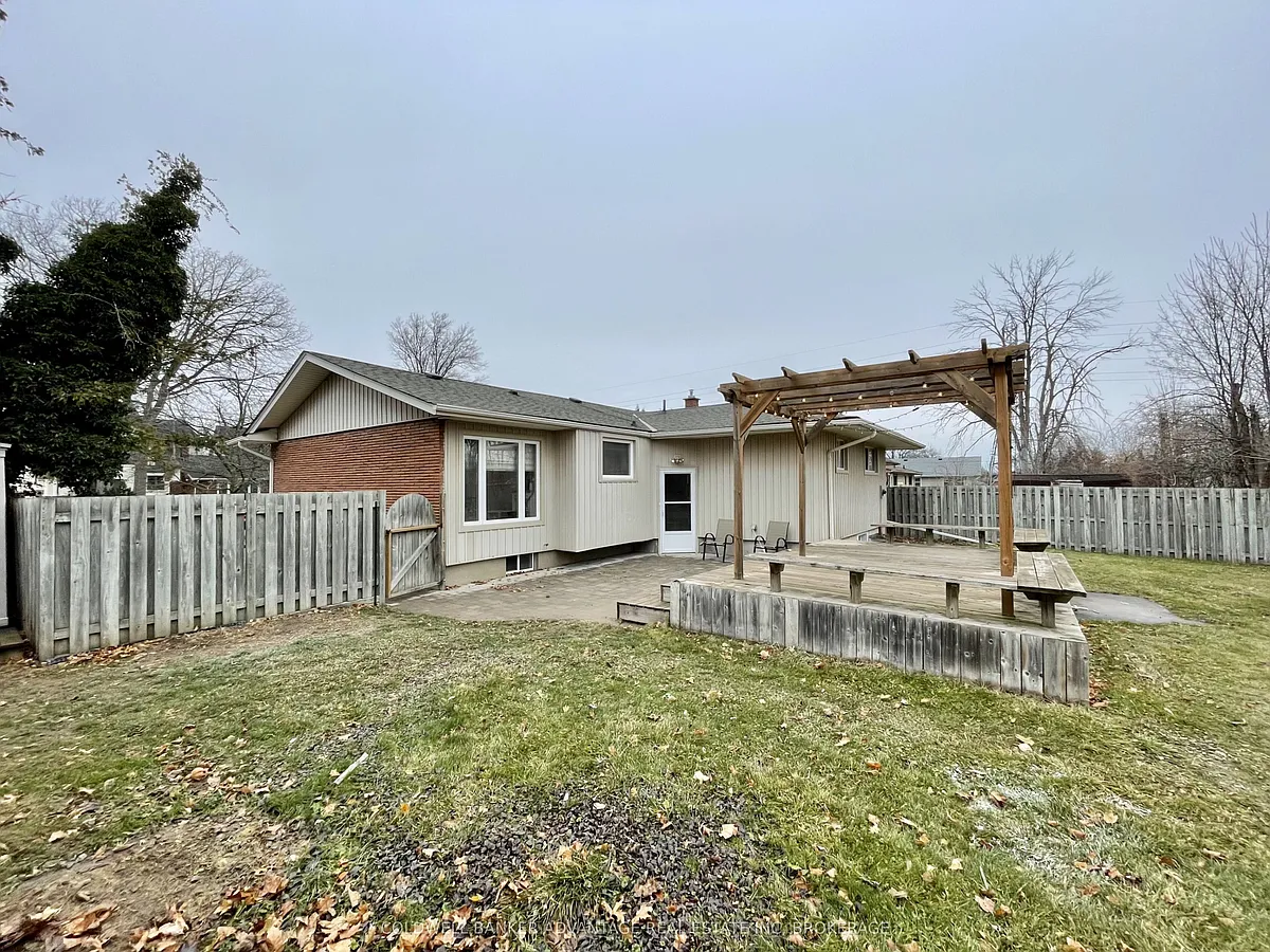 Building Photo - 49 Jacobson Ave #LOWER