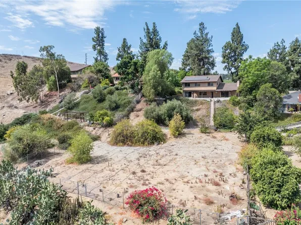 5740 Via Cervantes, Riverside, CA 92506