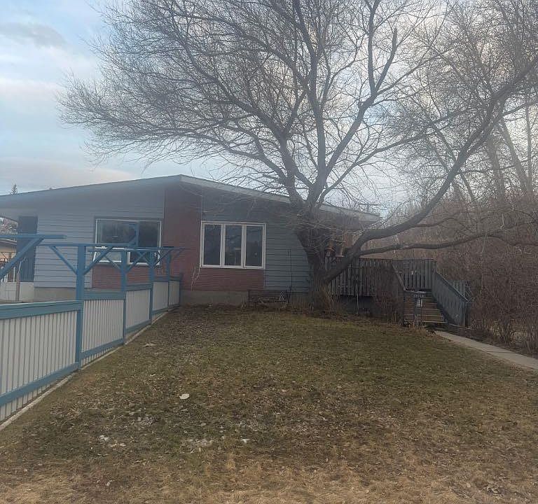 1st image of 6035 59th St