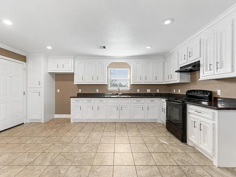 8221 Brockton St #B — Photo 11