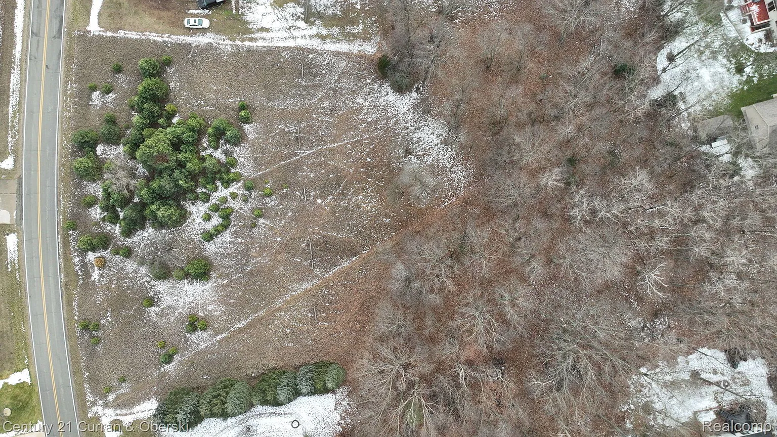 1020 Bundy Dr photo 1