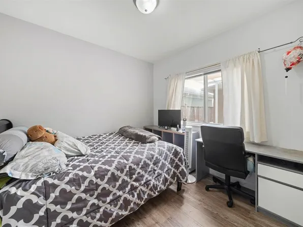 8300 No 1 Rd, Richmond, BC V7C 1T9