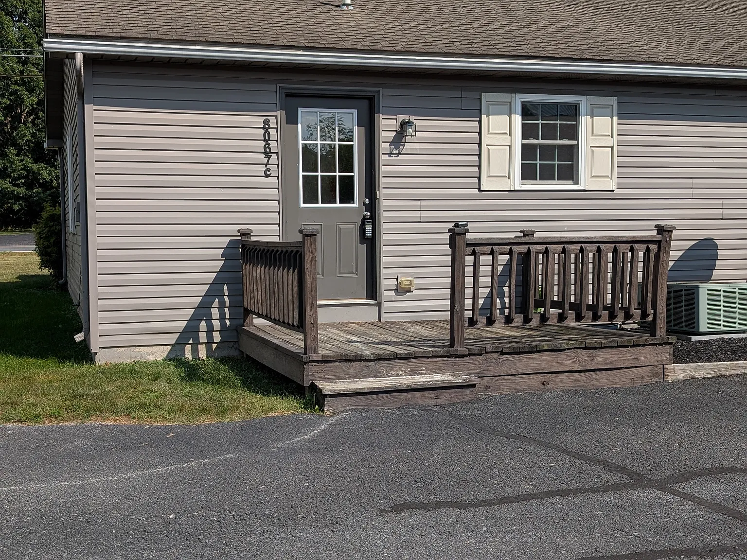 1 bed, 600 sqft, $1,200 — Photo 3