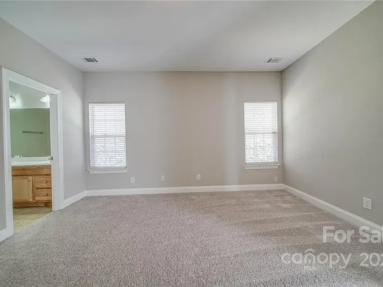 5814 Bradford Lake Ln — Photo 17