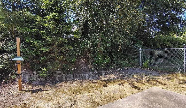 147 N Wycoff Ave — Photo 18