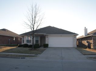 5513 Hunters Bend Ln, Dallas, TX 75249