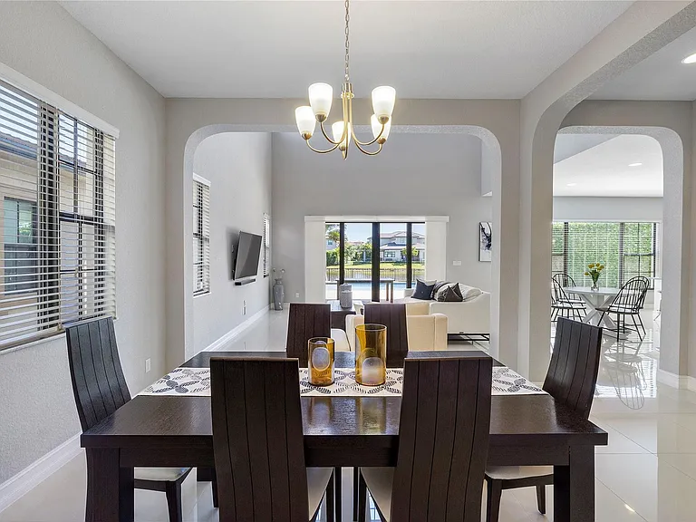 11036 Meridian Dr N — Photo 14