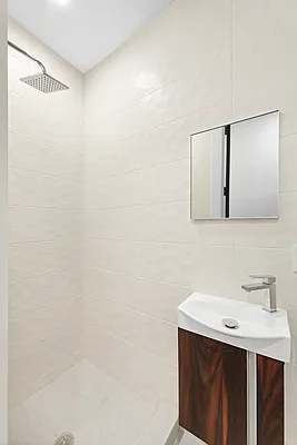 Rented by East Williamsburg Realty Inc | media 7