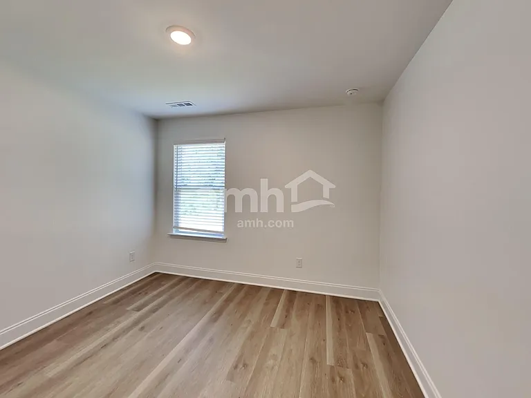 234 Marin Dr — Photo 23