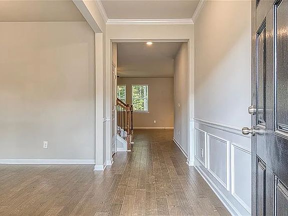 3rd image of 2365 Annes Lake Cir