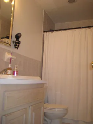 Rented by Magnone Real Estate | media 12