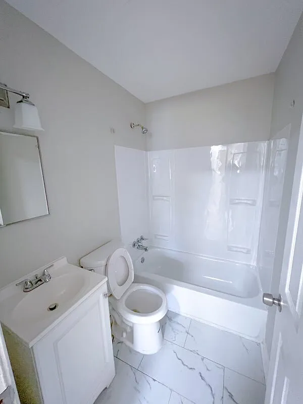 341 Caithness Road - 1 — Photo 4