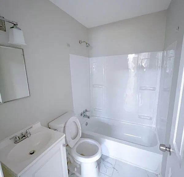 341 Caithness Rd — Photo 3