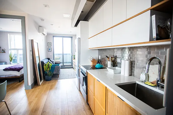 Rented by Joel Scharf, LREB | media 43