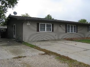 2065 E Tracy St, Diamond, IL 60416