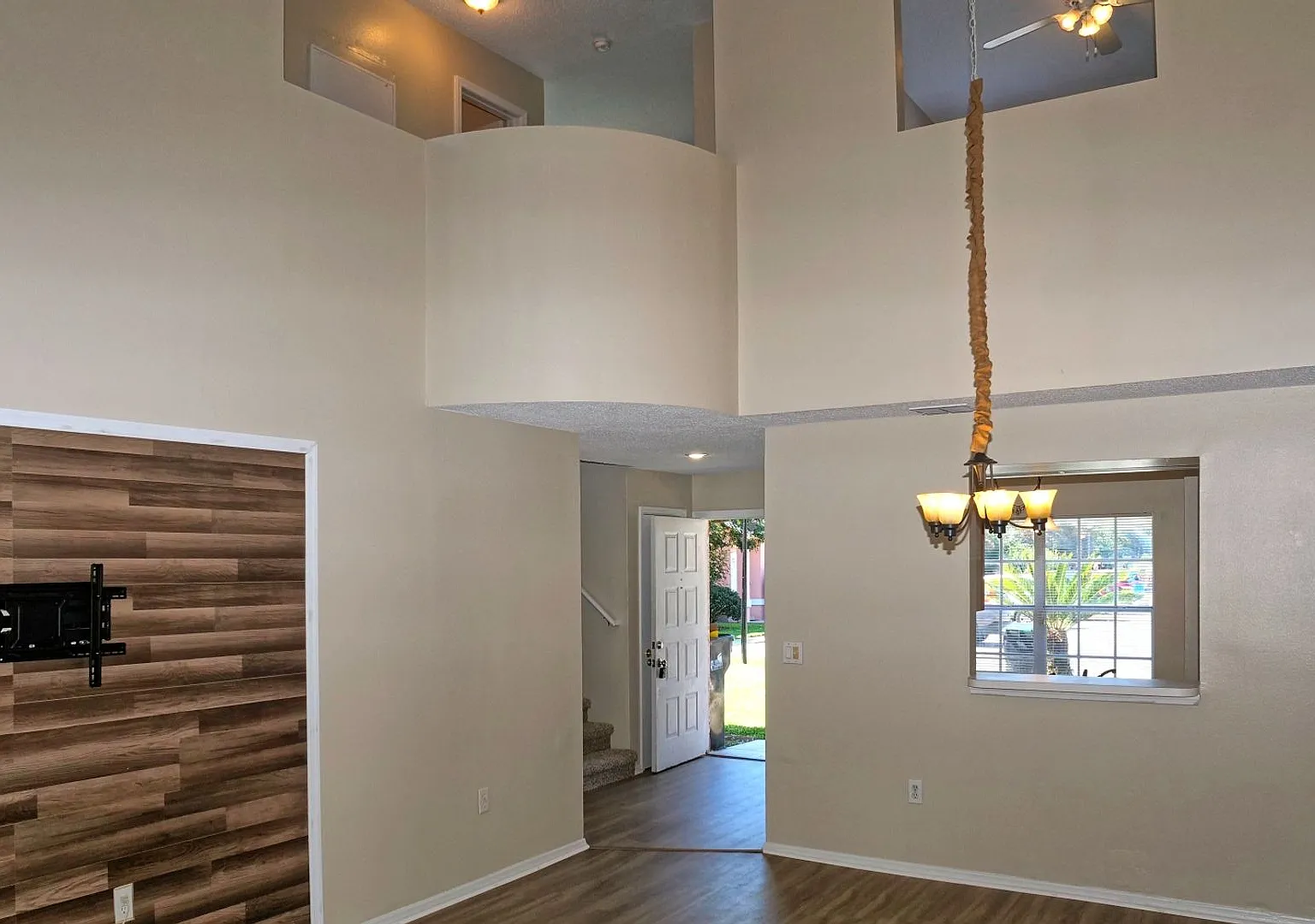 Nice 3 bedroom /2 bath 2 story townhome at Park Place at Meadows Woods in Orlando — Photo 4