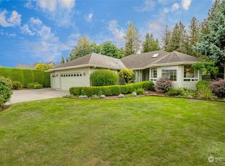 213 E Sunrise Dr, Lynden, WA
