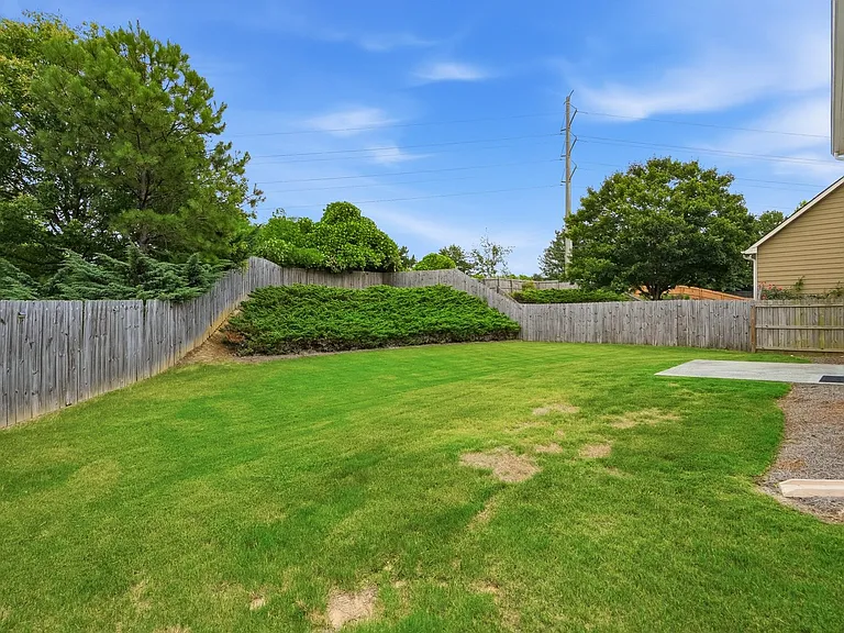 3320 Pebble Ridge Ln — Photo 16