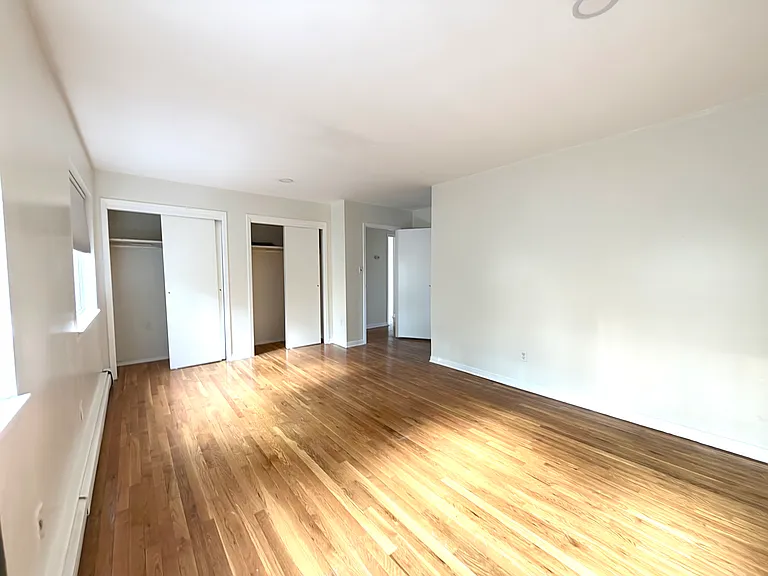 6037 Delafield Ave #3 — Photo 17