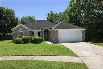 15 Ledgestone Ln — Photo 1
