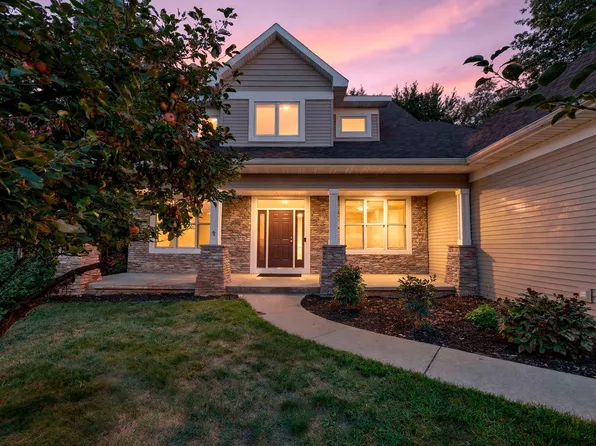 380 Sioux Lookout, Lino Lakes, MN 55014