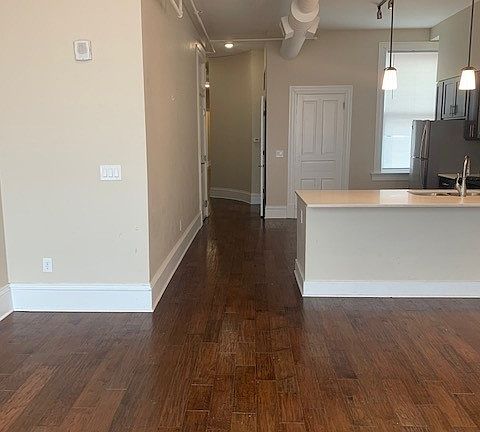 5th image of 961 E McMillan St APT 501