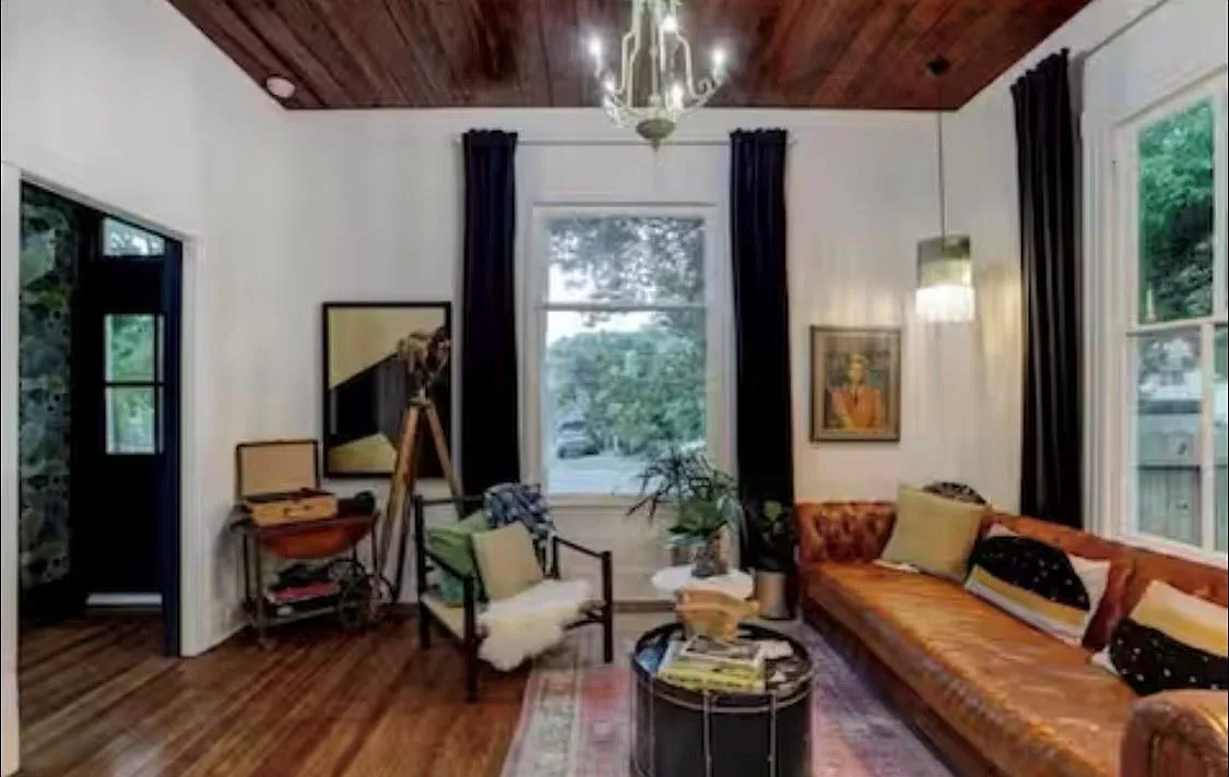 2 bed, 2.0 bath, 1112 sqft, $3,295 — Photo 3
