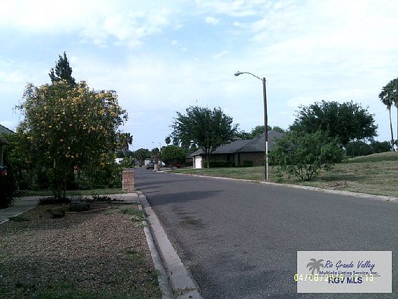 4th image of 1307 Lake View Dr
