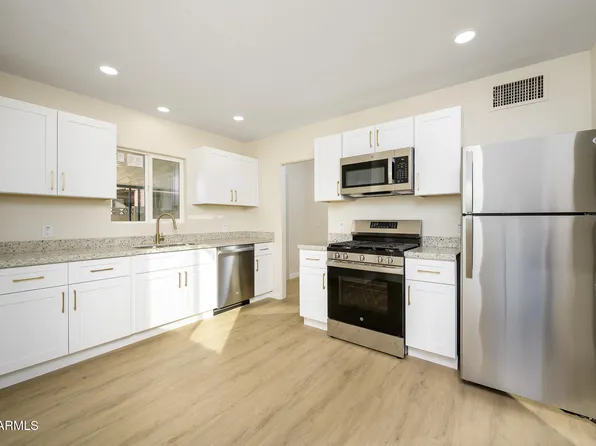 1924 W EARLL Drive, Phoenix, AZ 85015