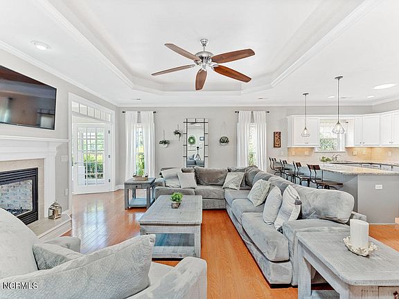 4th image of 3552 Gladehill Ln