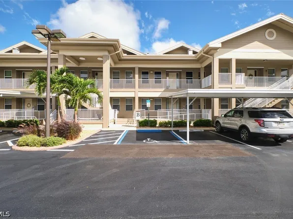 15256 Riverbend Blvd APT 202, North Fort Myers, FL 33917