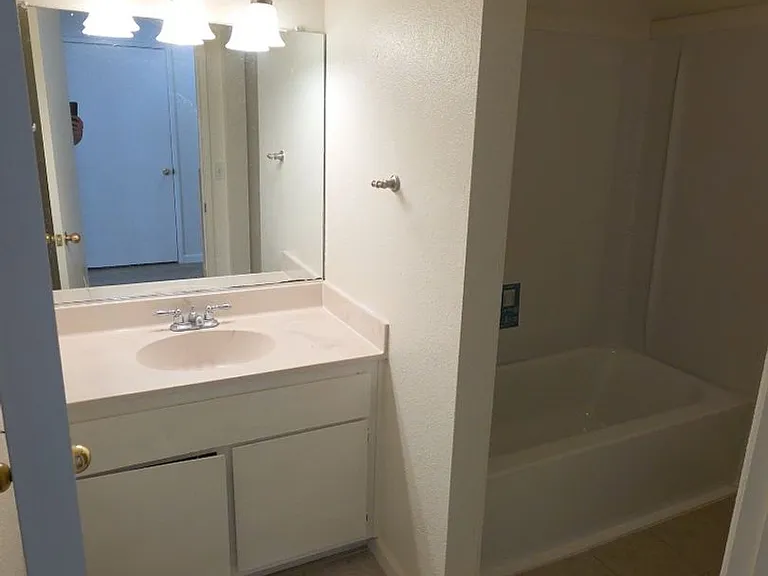 6687 Blue Heron Dr — Photo 10