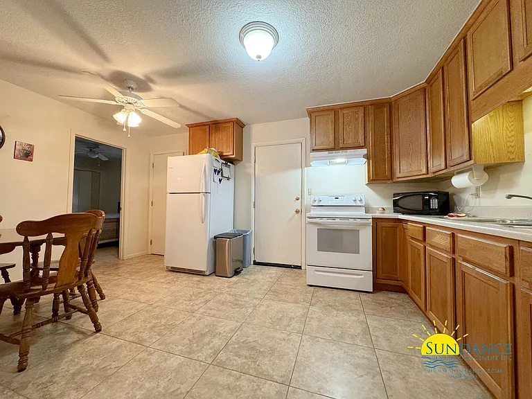 816 Lark St #8 — Photo 5