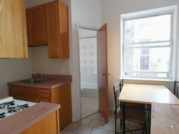 235 East 24th Street image 9 of 11