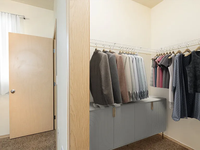 1497-1549 NE Market Dr — Photo 38