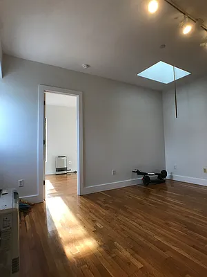 Rented by City Vista Inc | media 49