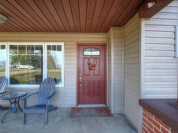 5th image of 2013 McKinney Dr