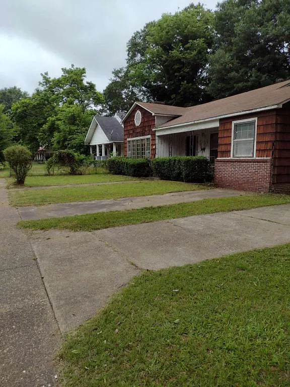 802 Sullenberger — Photo 1