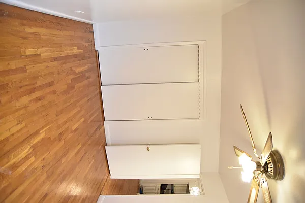 Rented by Giaps Realty Group LLC | media 18