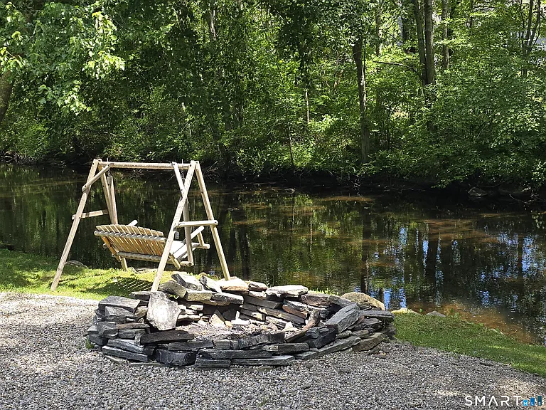157 S River Rd — Photo 21