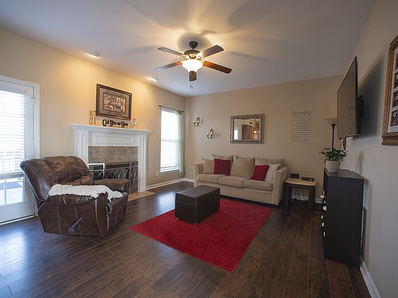 5th image of 141 Chipwood Dr
