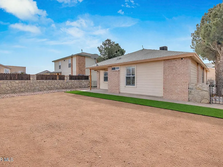3092 Tierra Bowles Dr — Photo 35