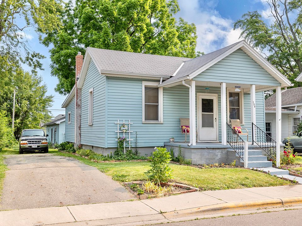 1st image of 136 W Poplar St