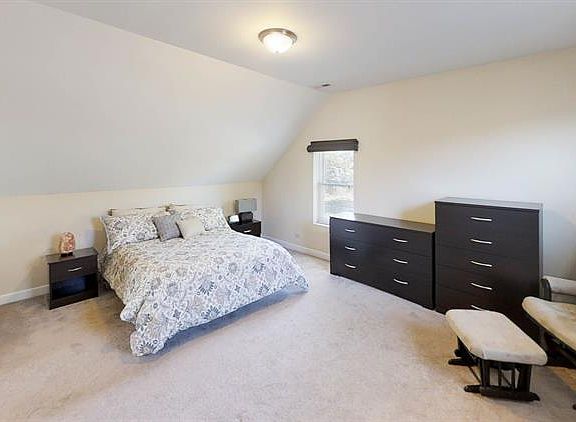 4th image of 2027 N 74th Ave